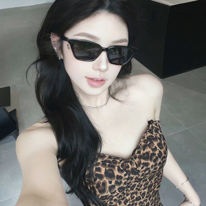 男生和女生搞鸡APP
